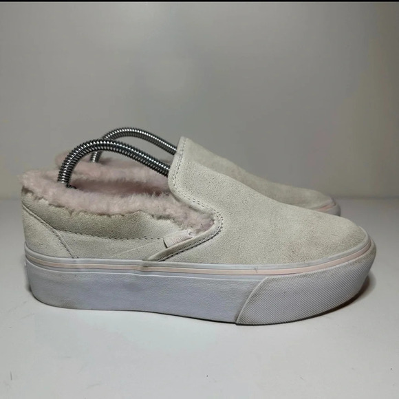 Vans classic faux fur slip on platform shoes loght pink white womens size 6 - Picture 1 of 9